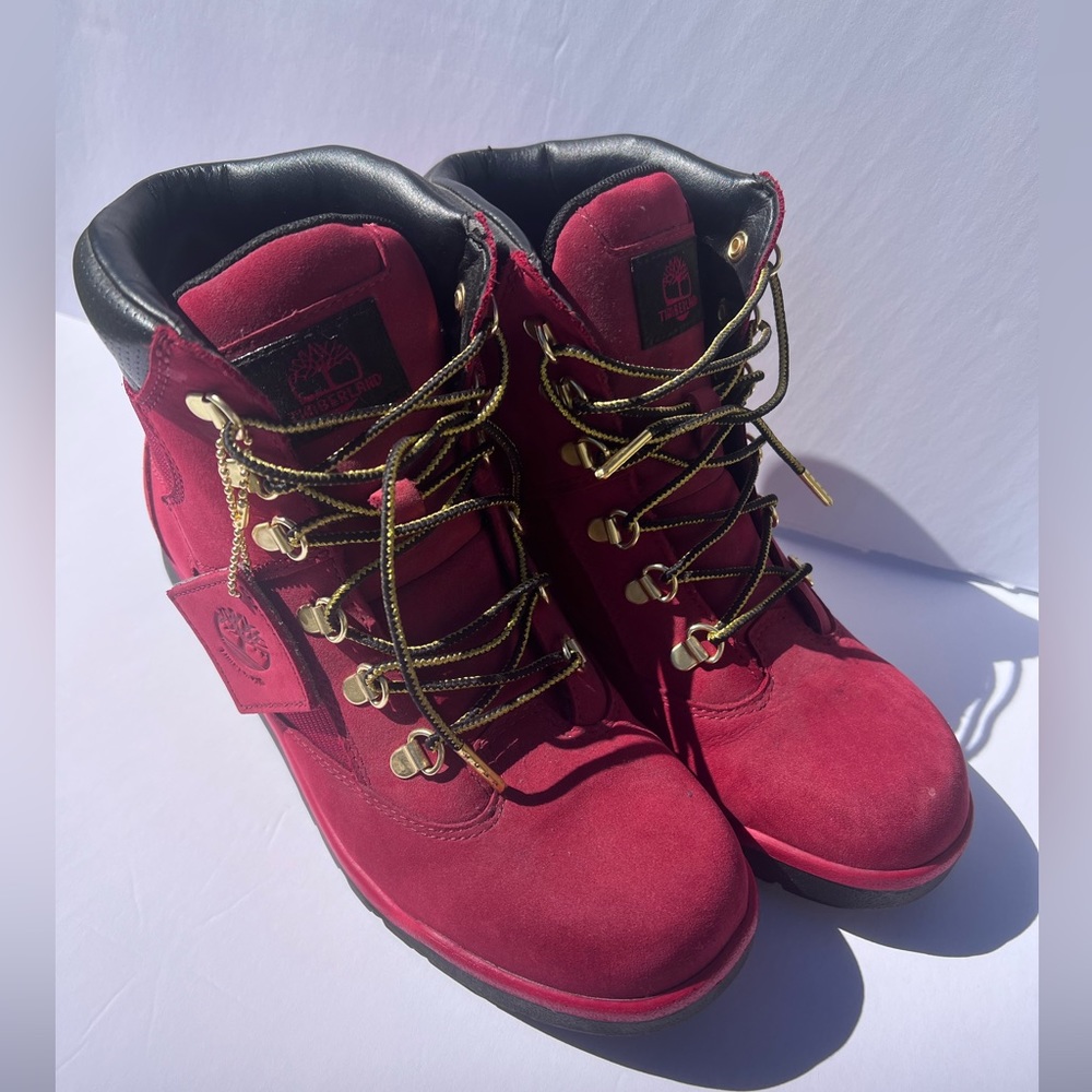 Timberland 6” Field Boot Dark Red Nubuck. Size 6.5 Boys